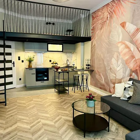 Swietokrzyska 아파트 *