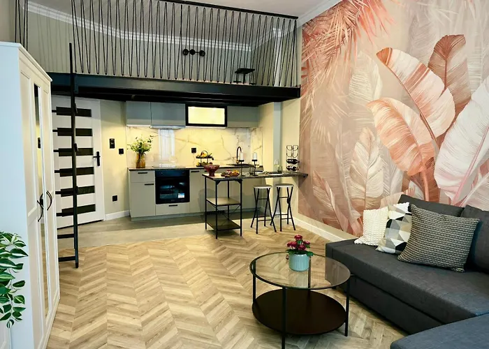 Swietokrzyska 아파트 *