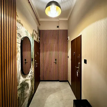 Aviendo Swietokrzyska Apartmán Vratislav